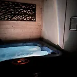 아파트 Varosi Menedek 베스프렘