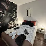 아파트 Varosi Menedek