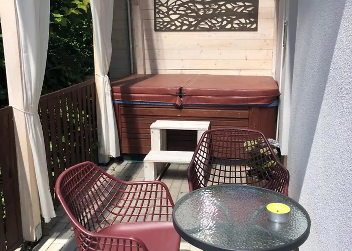 Varosi Menedek Apartmán *